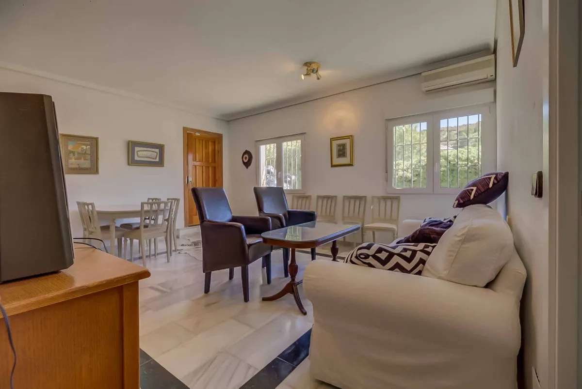 aadaa7cc-cdeb-4cea-bc21-628a36fc0c7d