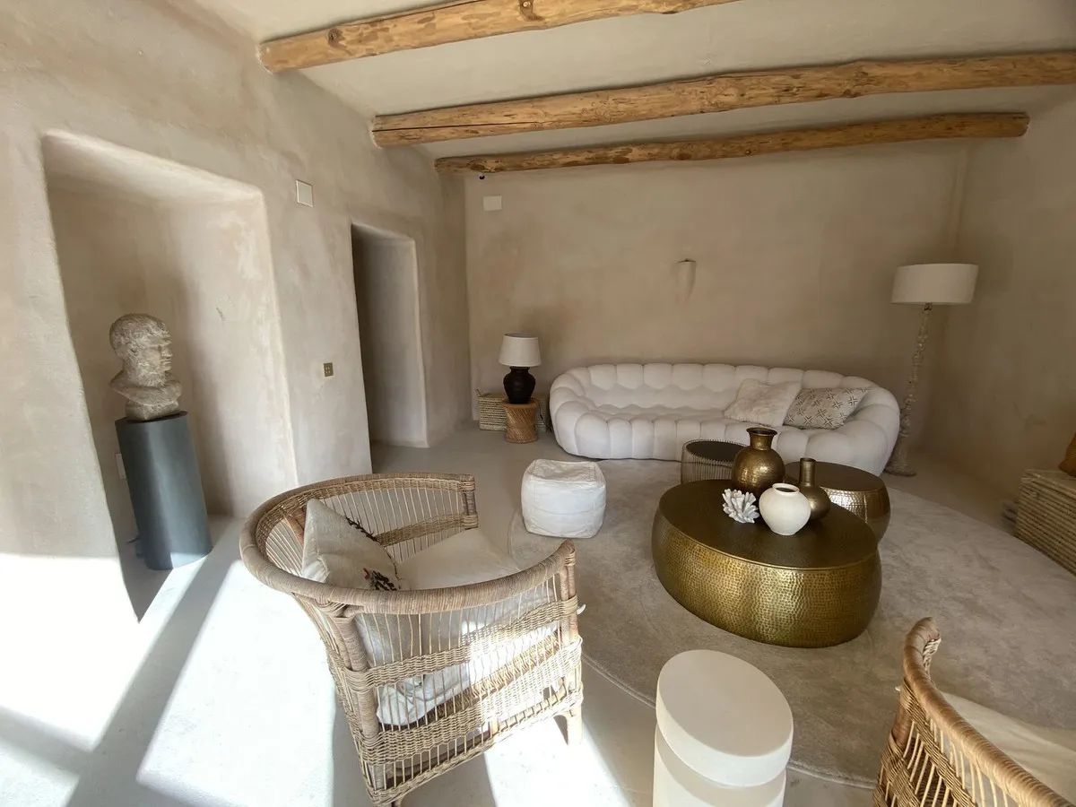 0be54fd0-b2a3-48b5-ac7b-36e23ae60750