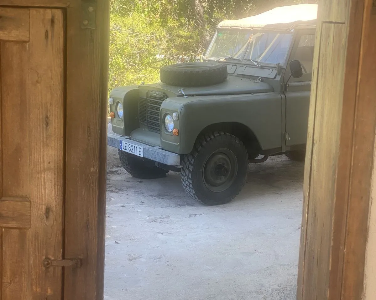 43ae7a9e-c320-4027-a0e7-224001bd8bca