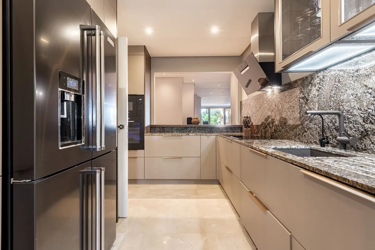 e524f2d7-a391-45b3-ab33-ba4e39b3464c