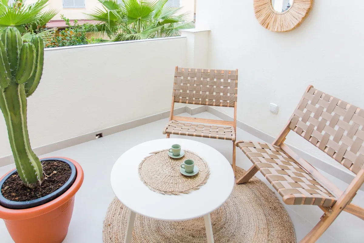 2c429828-39b5-49b1-a190-1d54ac10d80d