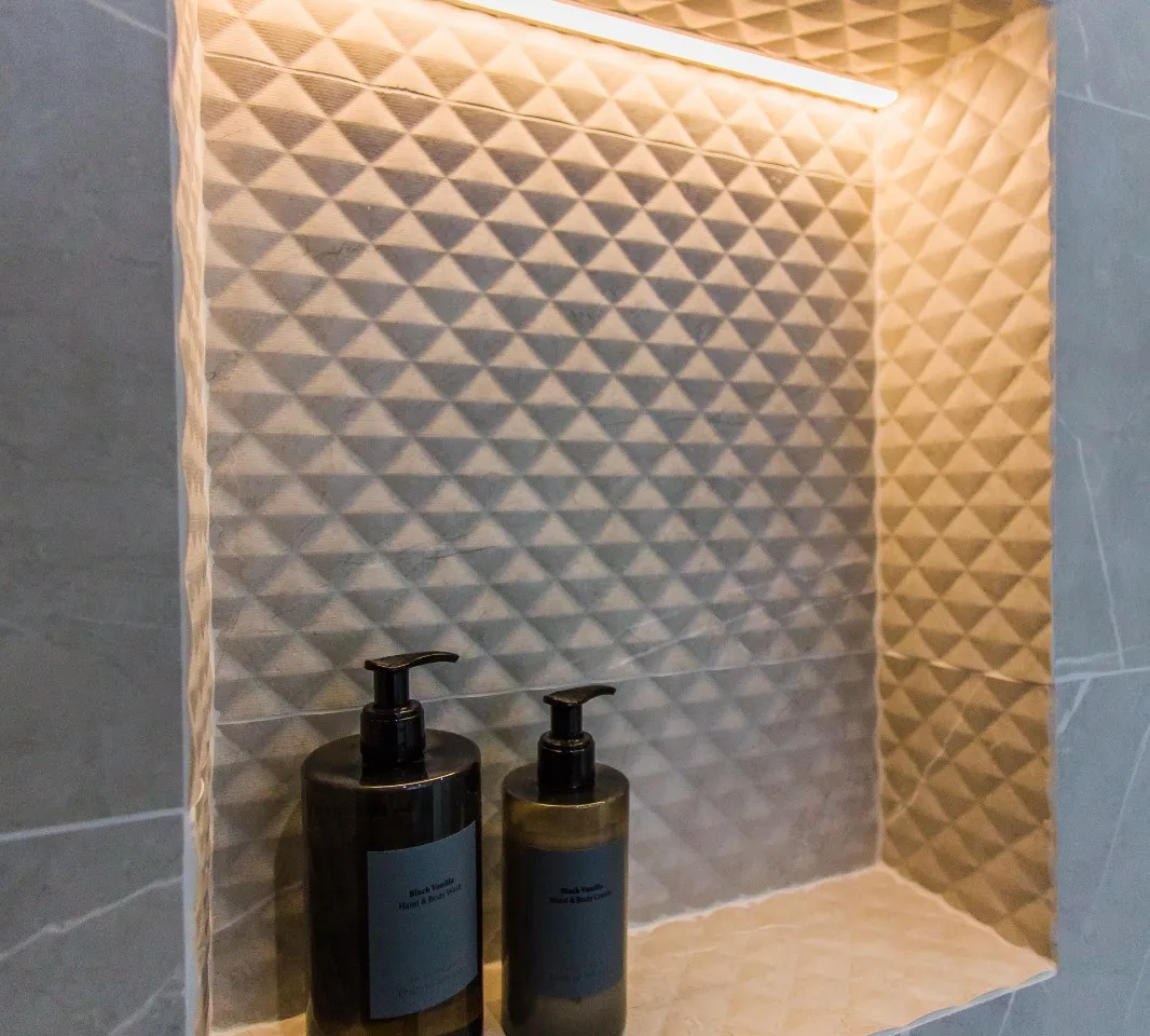 6f25479e-85db-485f-9c8d-af09964d825c