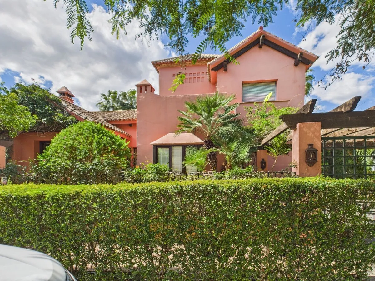 1733a5d9-b611-4861-ae47-9c56e5b3039c