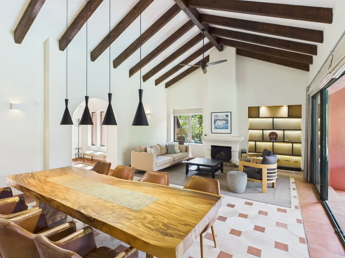 2dda58e2-9a9b-480e-9231-5578b2ef6ddd