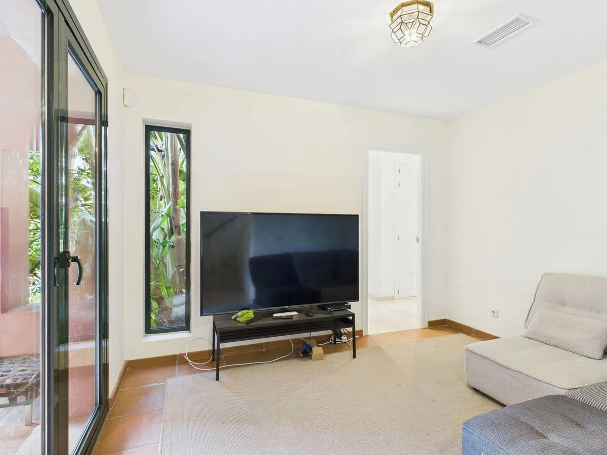 3ff9e52f-f620-442f-80c3-2b6bee5eab4b