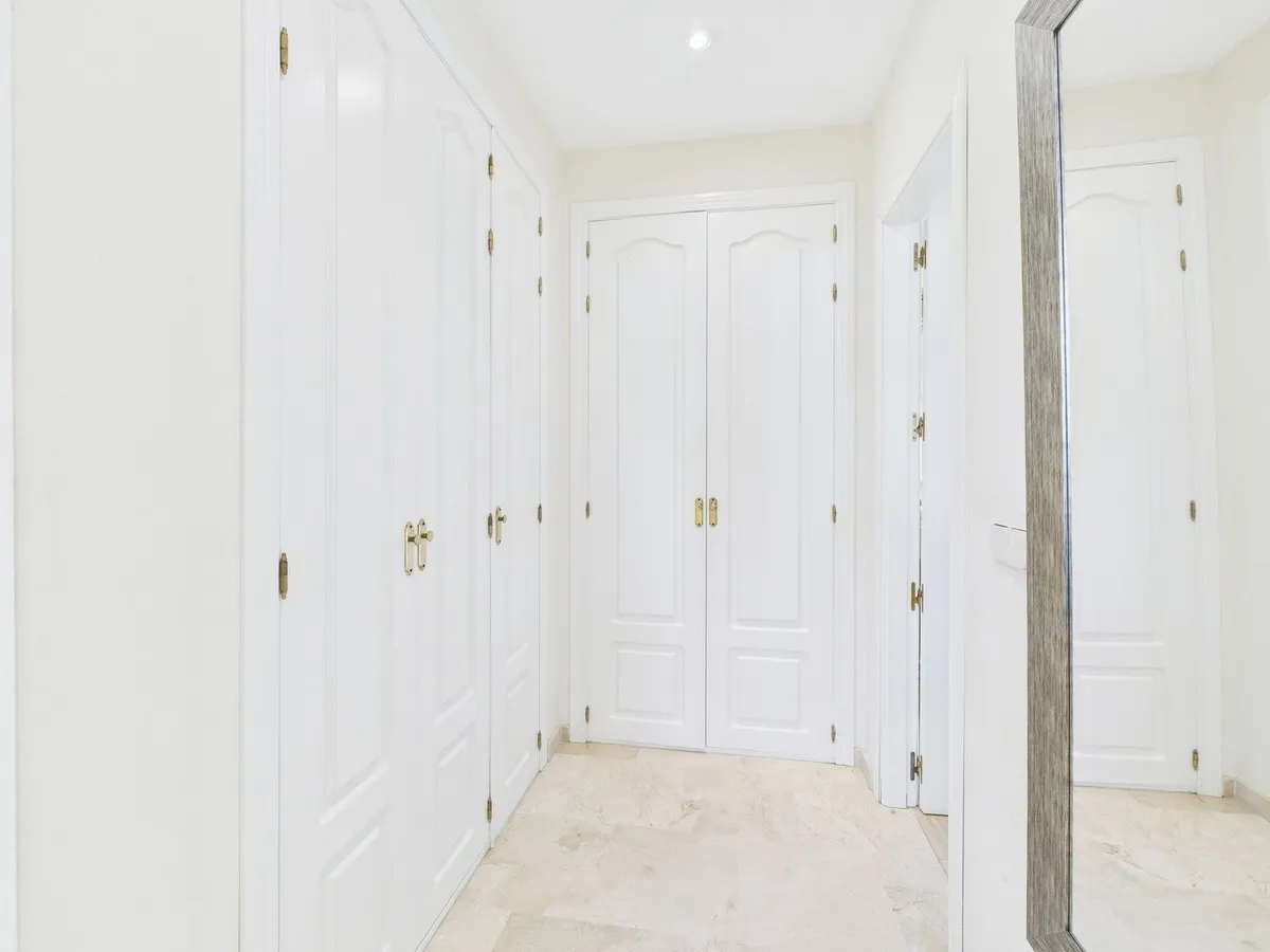 89261c40-aa71-4d35-8d69-494460c9b9f2