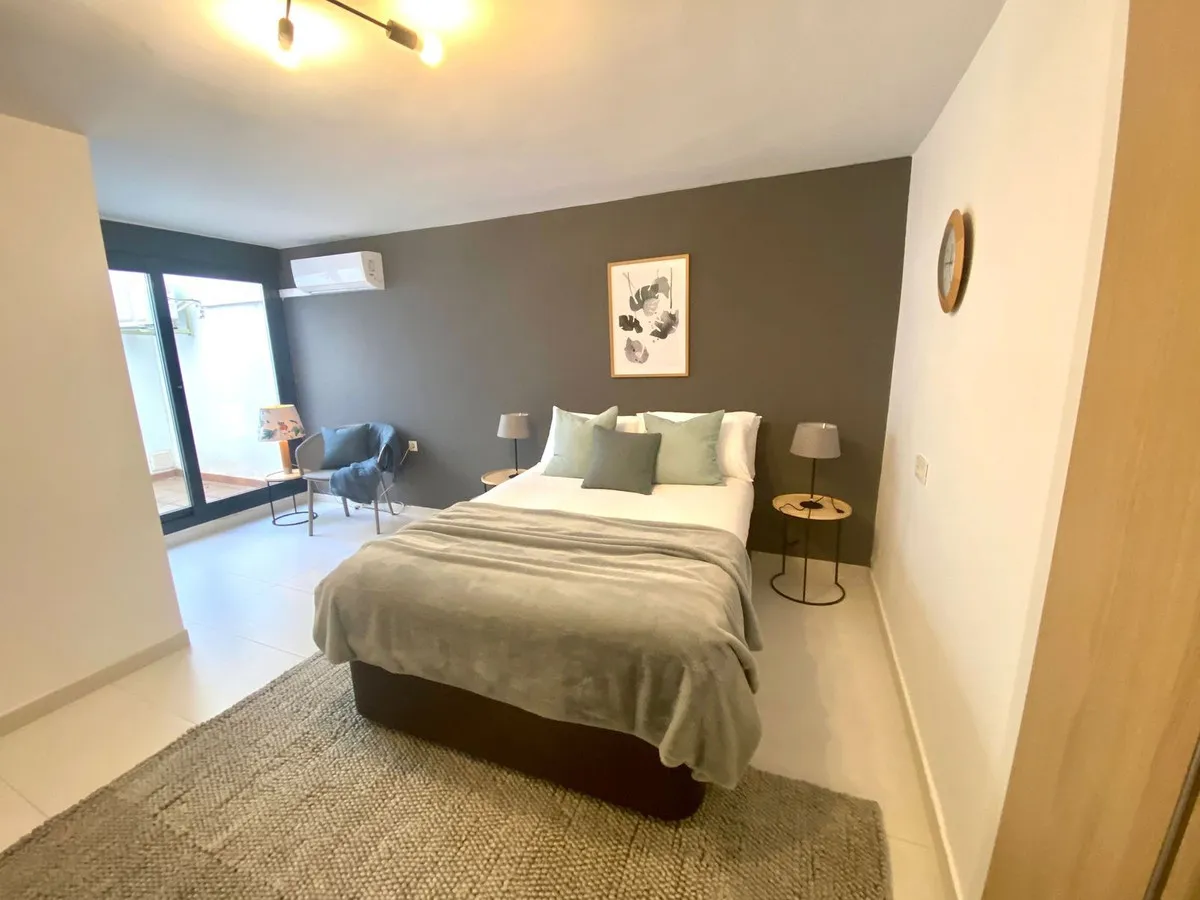 5115897a-a0aa-4cbb-a6e1-e993a365f49e