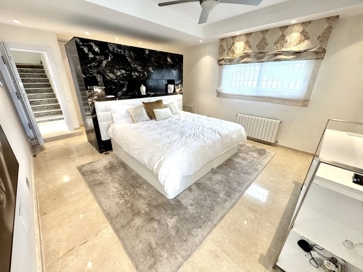 2e5e8a23-e25a-4744-b038-048ae8496adf