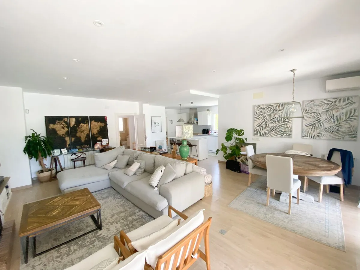 3b6e48bb-5095-4dae-9803-e794a90e4948