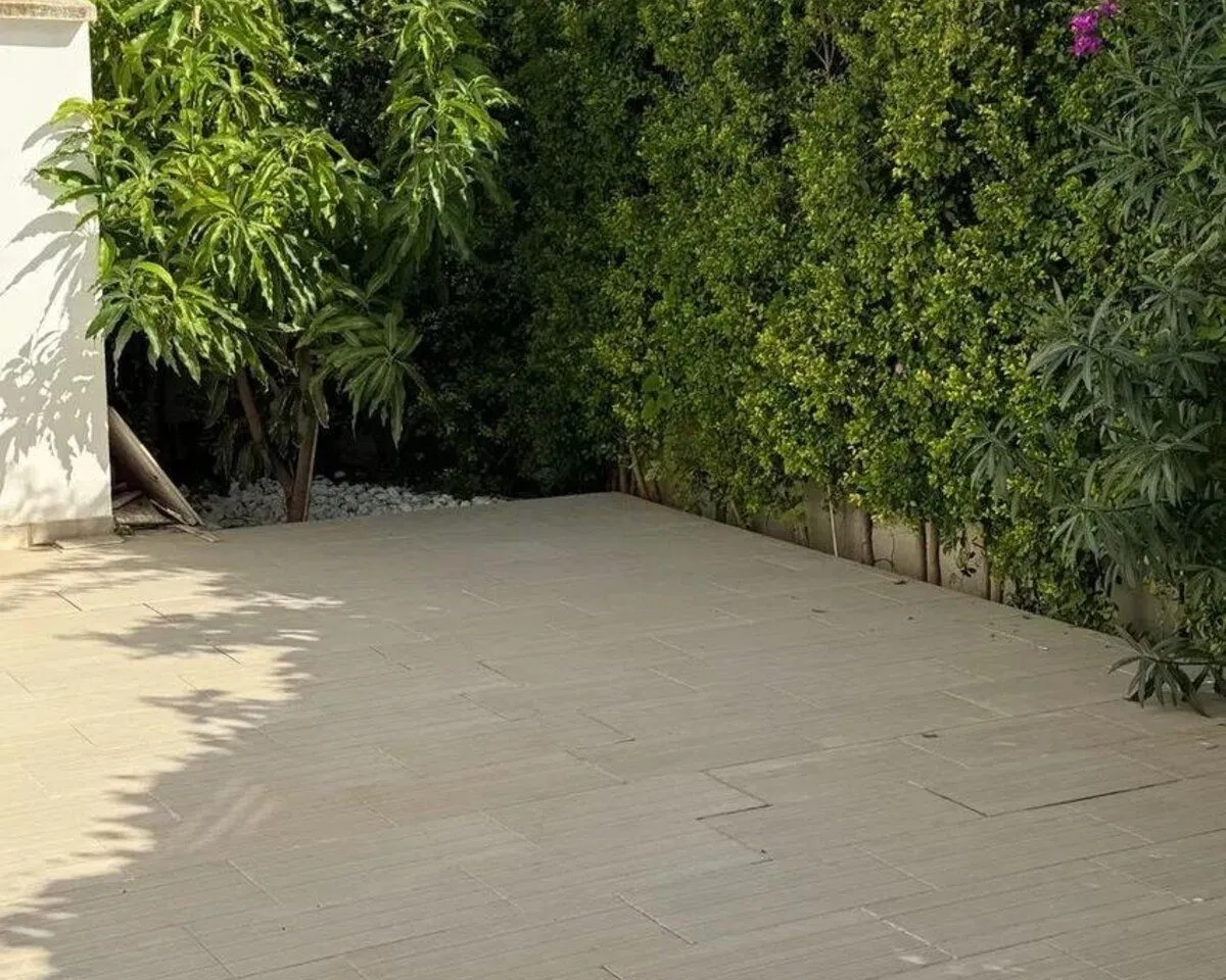 8111571f-a4f2-4de4-890f-7e1f5919670c