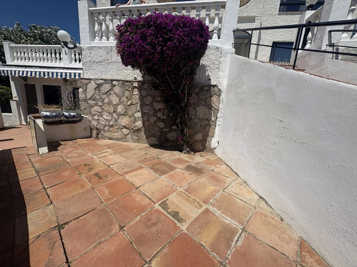 0db3972c-fbcd-4a80-87db-011eaa09de2d