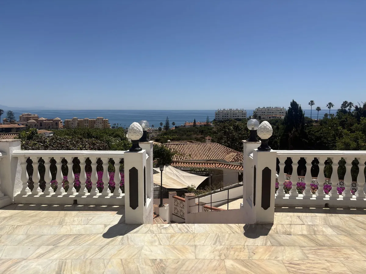 8e543420-3d90-42f1-8cf2-6f48b21ff427