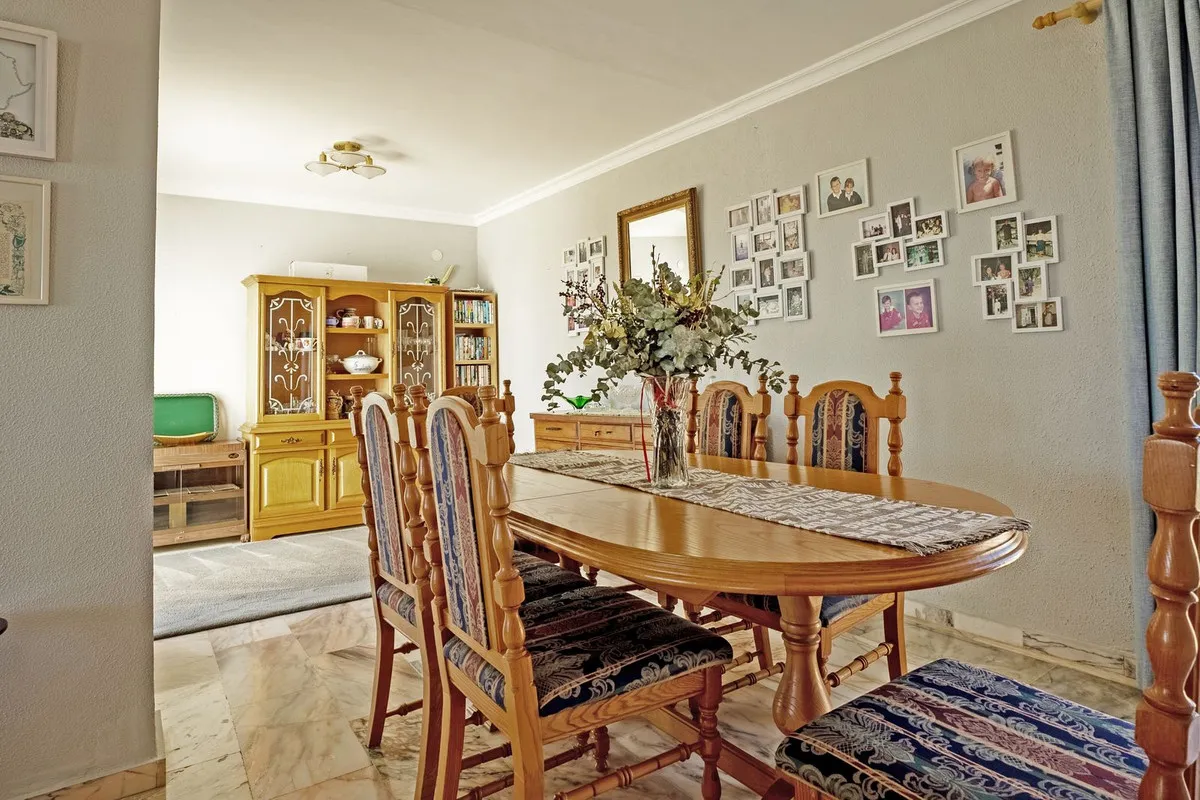 ba69ca0b-88d7-428a-b81a-25d6fe29d4ce