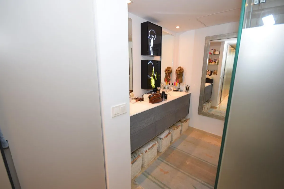 1312fca9-579f-4e9f-9d89-2b048ee8b651