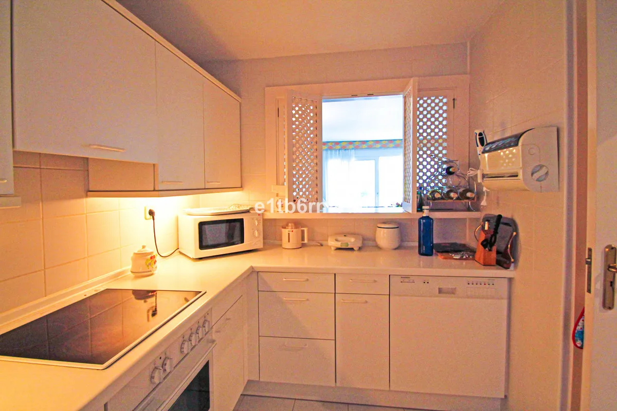 668145e2-4c35-45bc-bfca-d727e8876c90