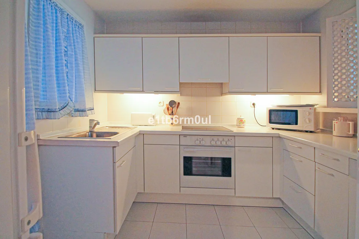 efba9f9c-8088-4a29-8bce-c555ce8b9e00