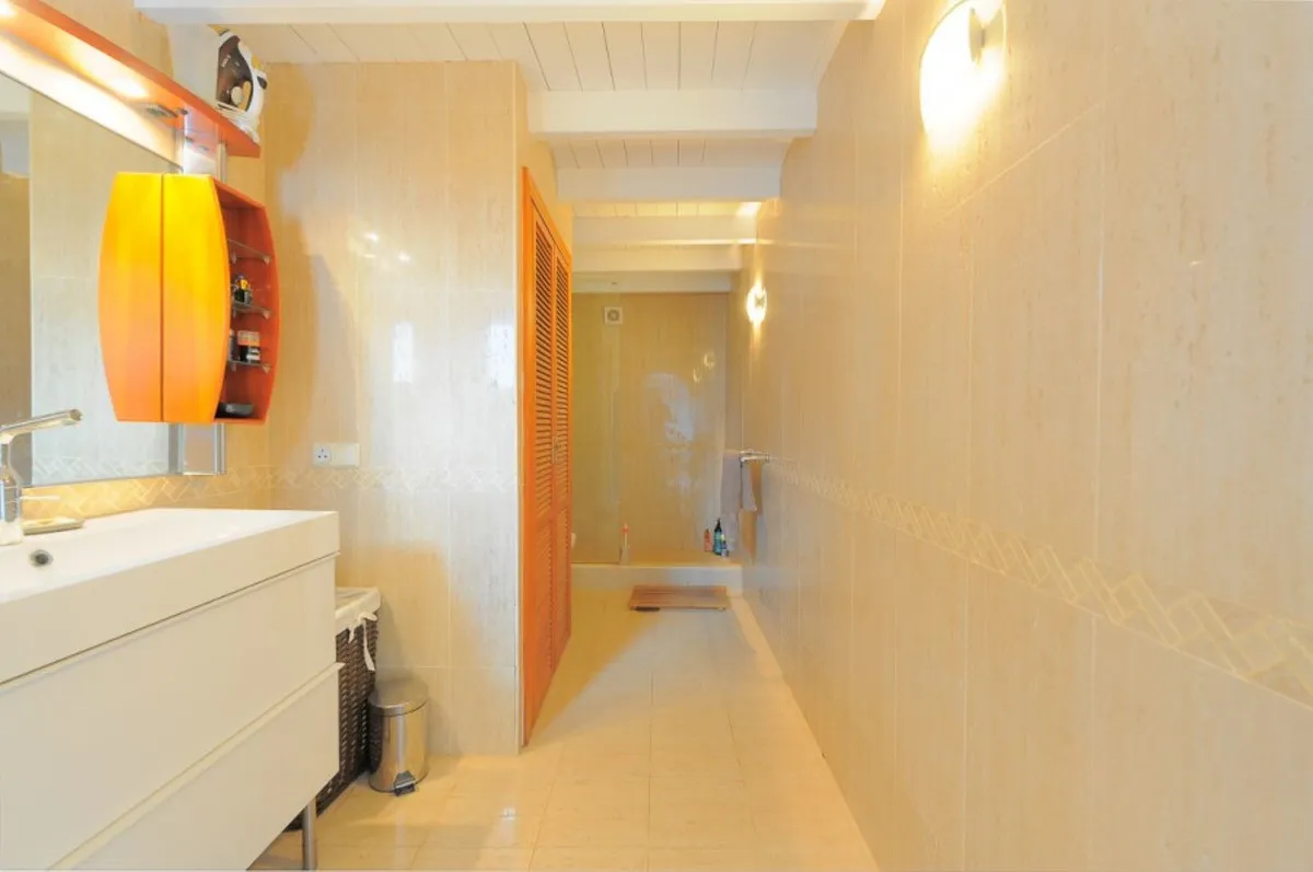 ea26a8bf-c79e-4524-ae8b-0a5e78d08cbf