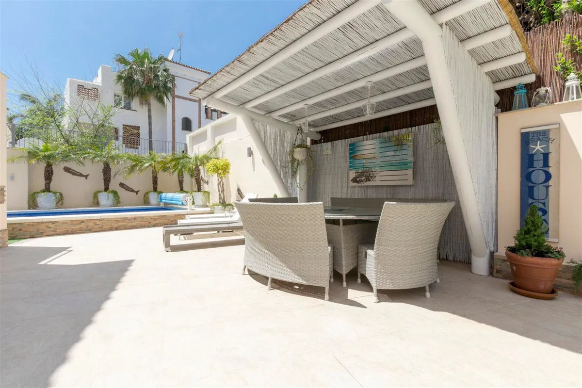 4e439884-2a43-4dac-8b47-33a53bfb0216