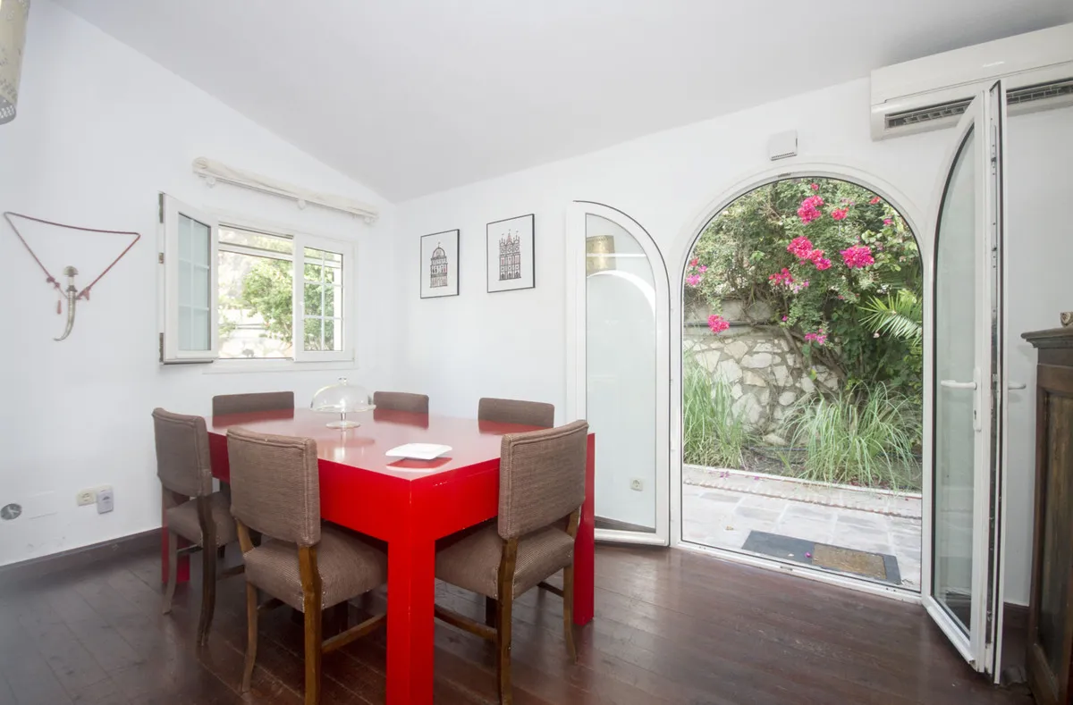 2cc7a331-98fa-4f0c-824c-c7d1cde35772