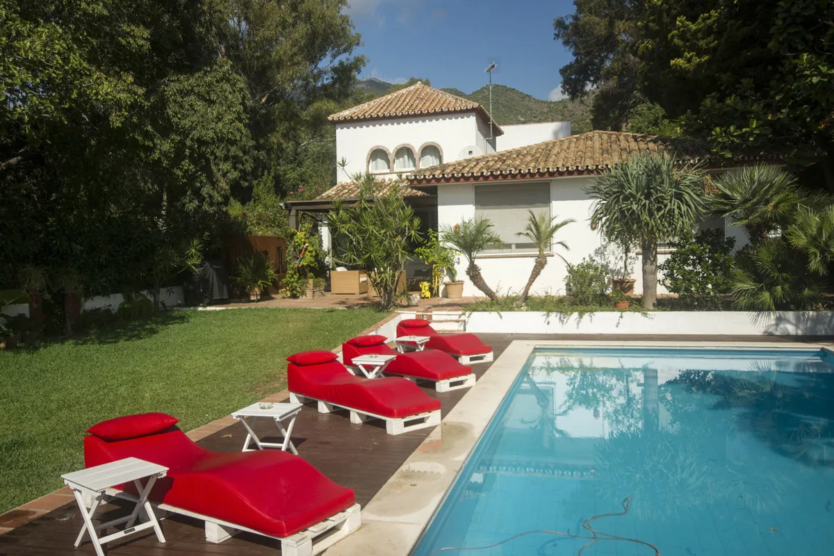 ab73087c-3b3c-4fd2-ad52-ec364421d716