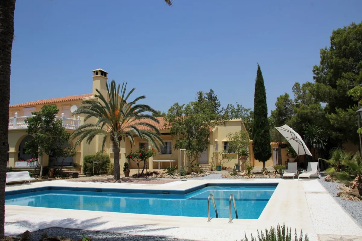 56e96f59-f790-4102-9d68-35c67f004bee