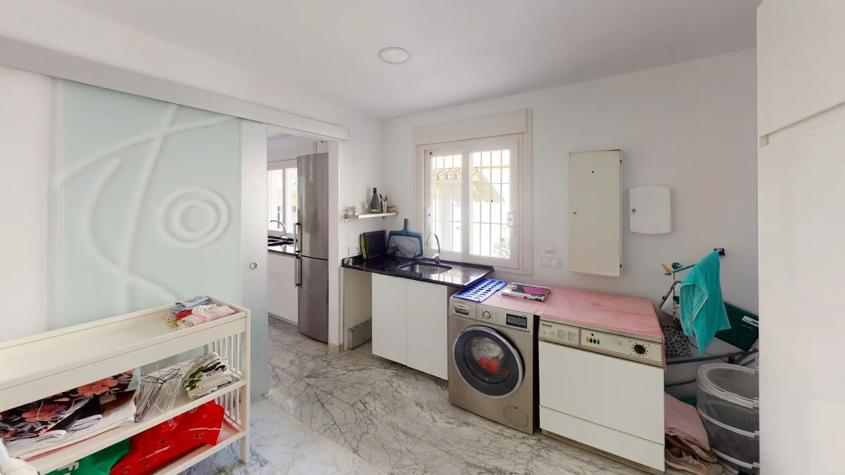 994ee32f-b554-4f2b-8264-ec25ff1f079c