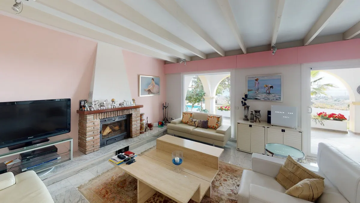 d73dbfff-5414-4aab-a9d8-2b1b4df6f306