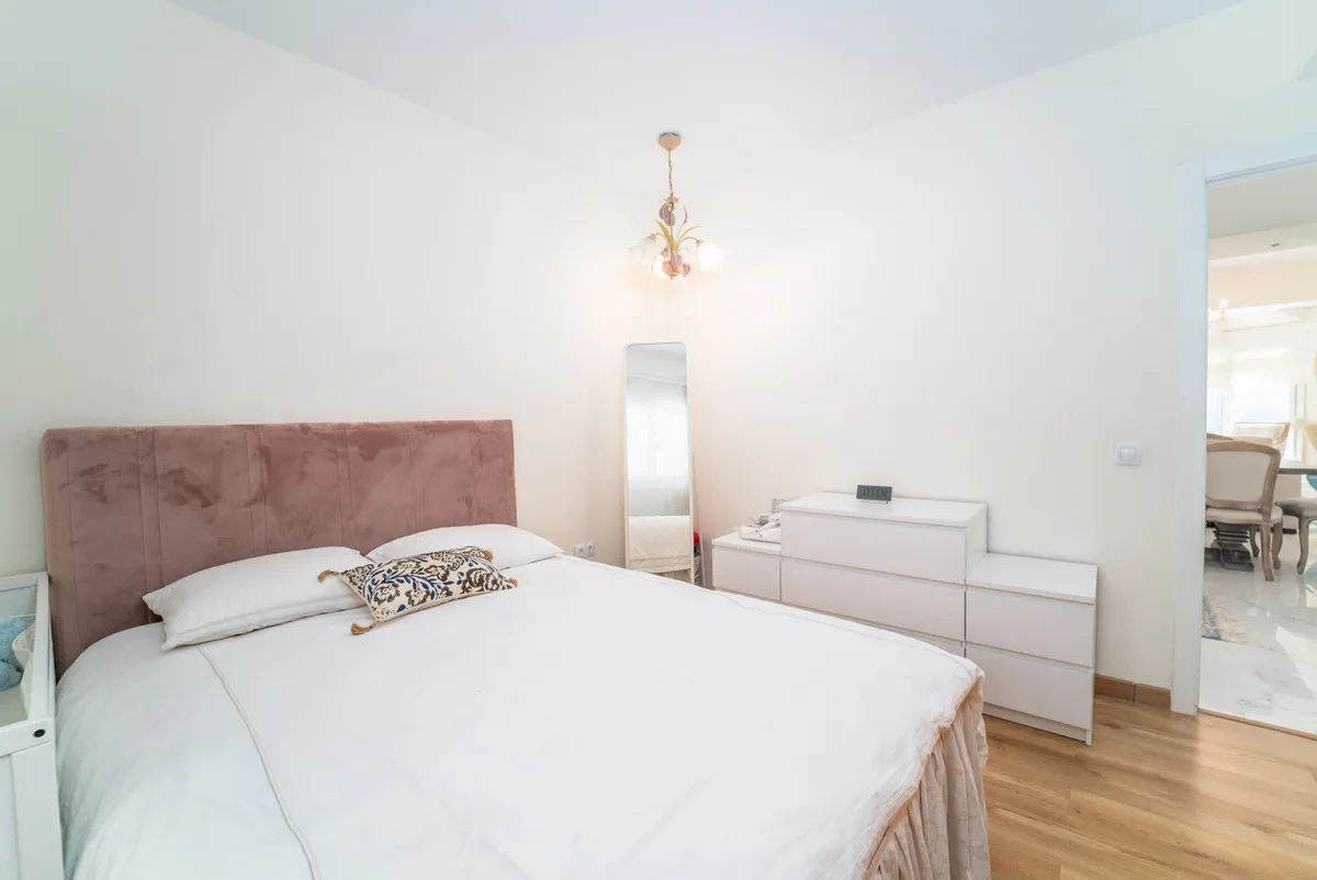 21242b65-c0f4-4803-b936-29c3f8b0ce97