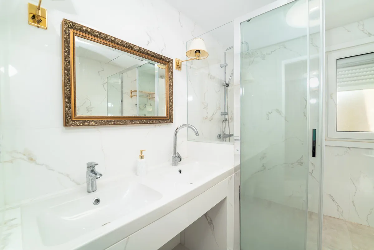 83eda868-c857-4fbd-b9ec-44e2ff221719