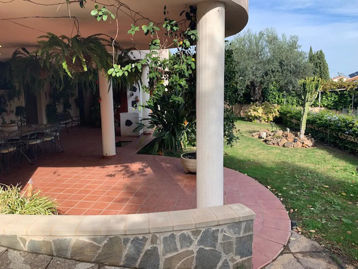 b0d42f45-bc6b-400d-a063-bc1f3cd22f2d