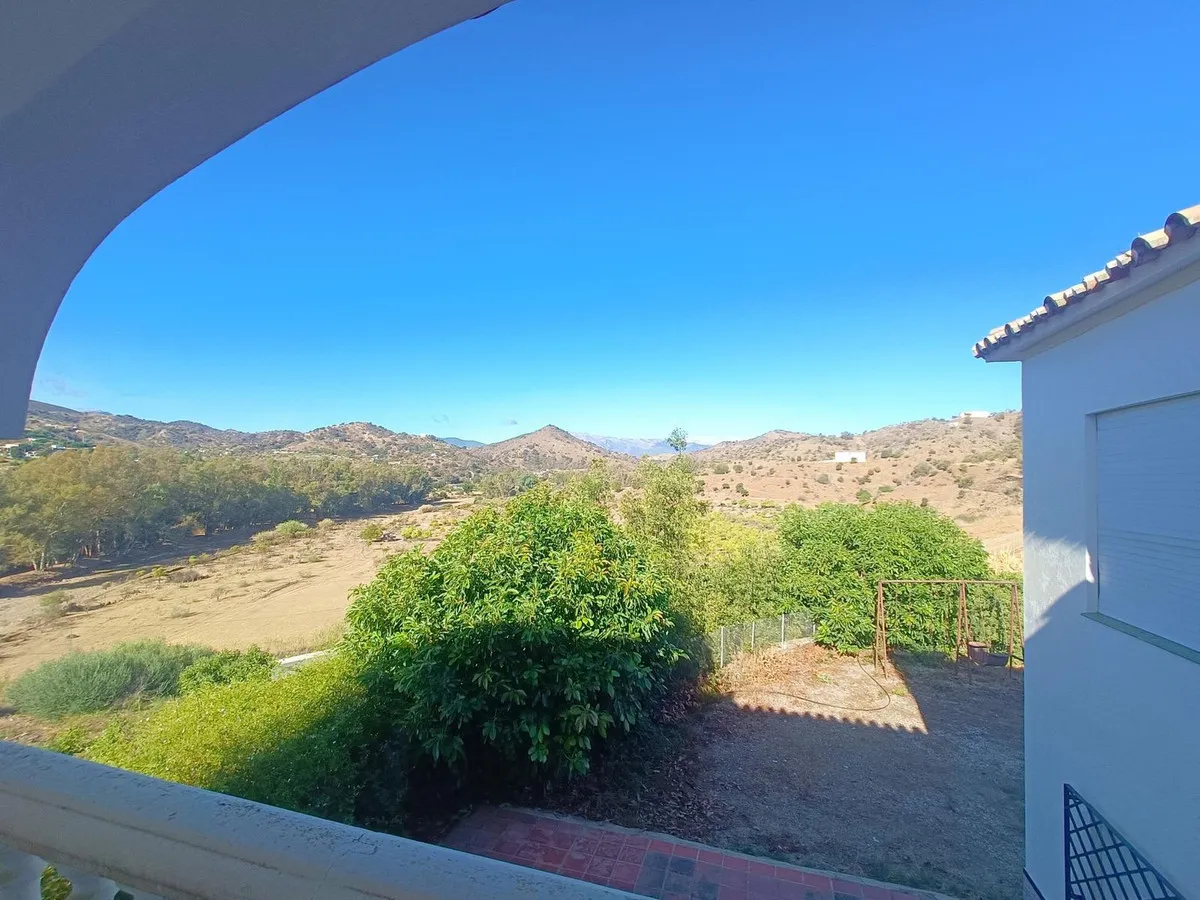 1f671ab9-be8a-40e9-a60f-e587831d909a