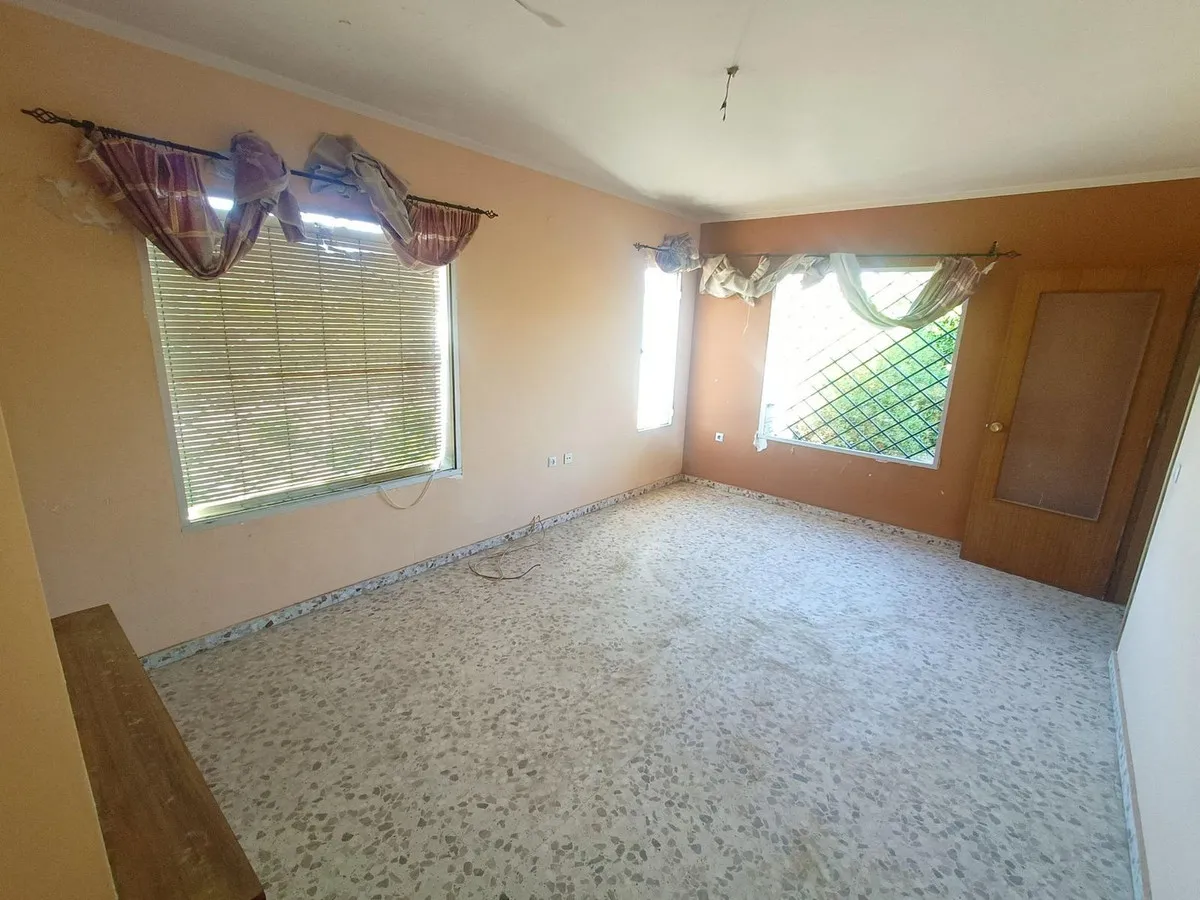 2f76adae-93cf-4a9f-9b1f-f93e1bd917df