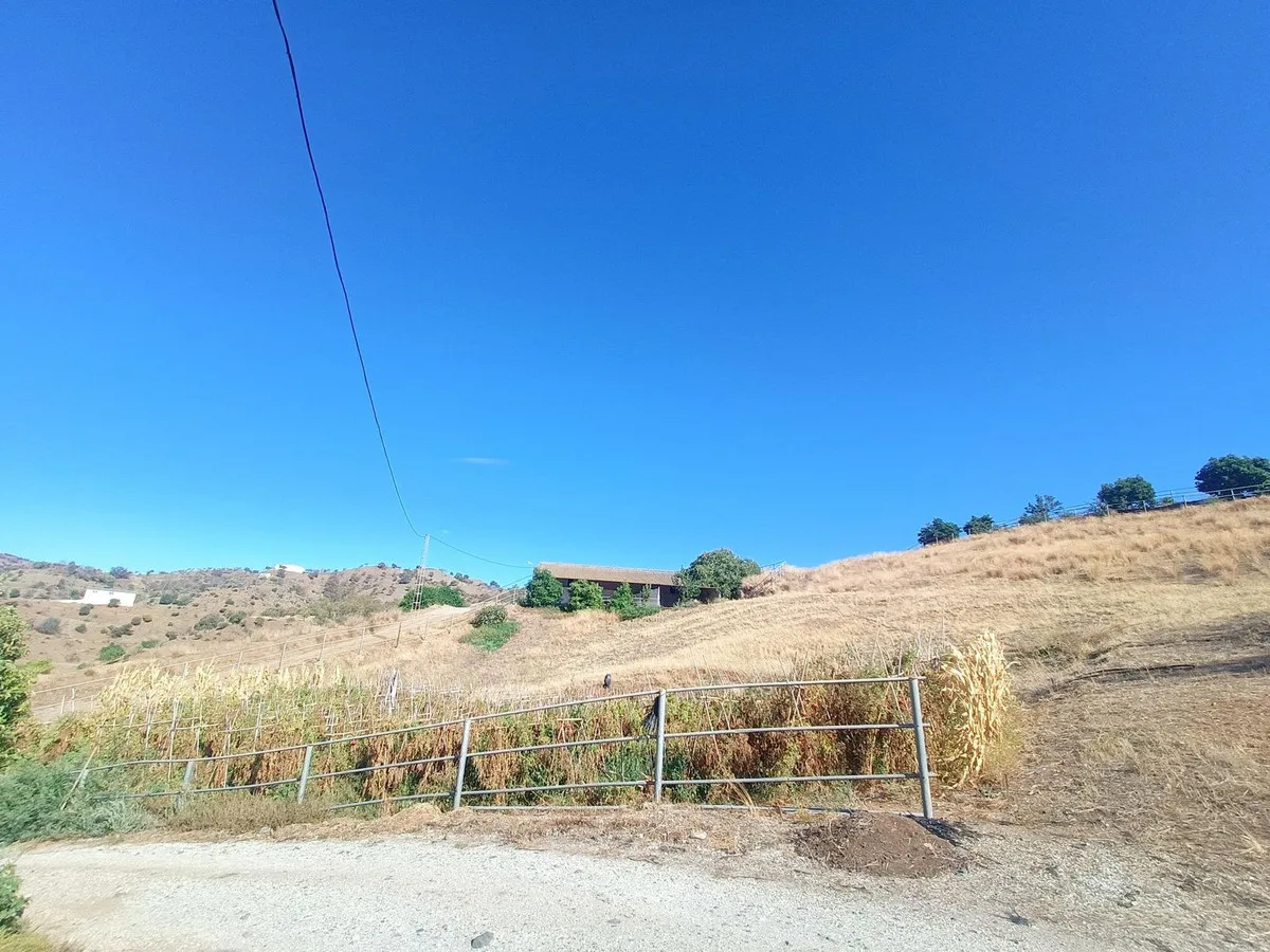 c0938f04-a44f-4525-83b5-0e1e520f8efe