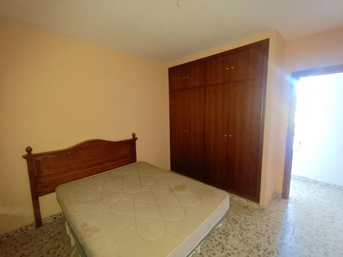 c310a34e-04bf-4dd3-8738-ca3acdf1e734