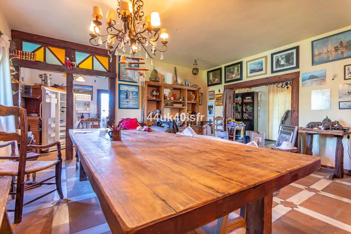 75996c94-0c12-45c8-af4a-895ea13ad890