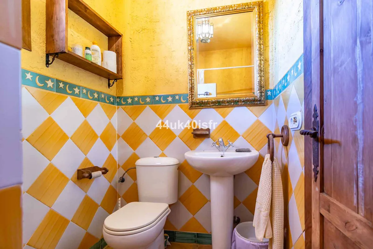 b5158bd8-78aa-450d-8fcc-e9b00a43f1fc