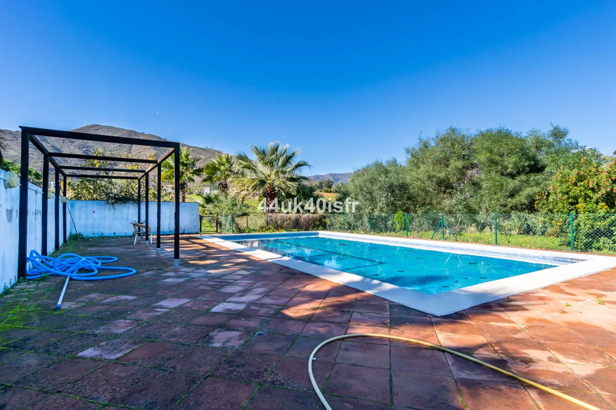 e47fe82a-bf99-481a-b4a7-ed554ec21eb5