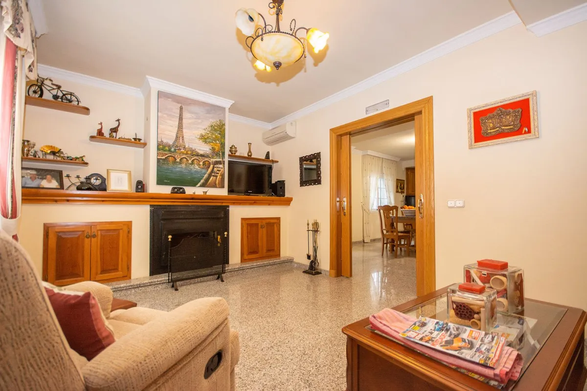 0981c591-ba23-44f6-a134-7c00c1021ef2