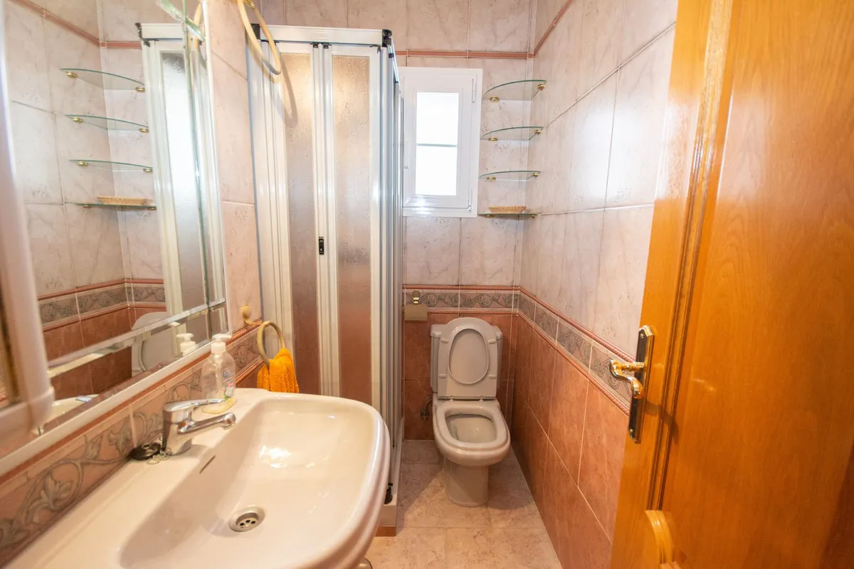 51e375eb-9a1c-433a-a278-e6f7ebce6d7a