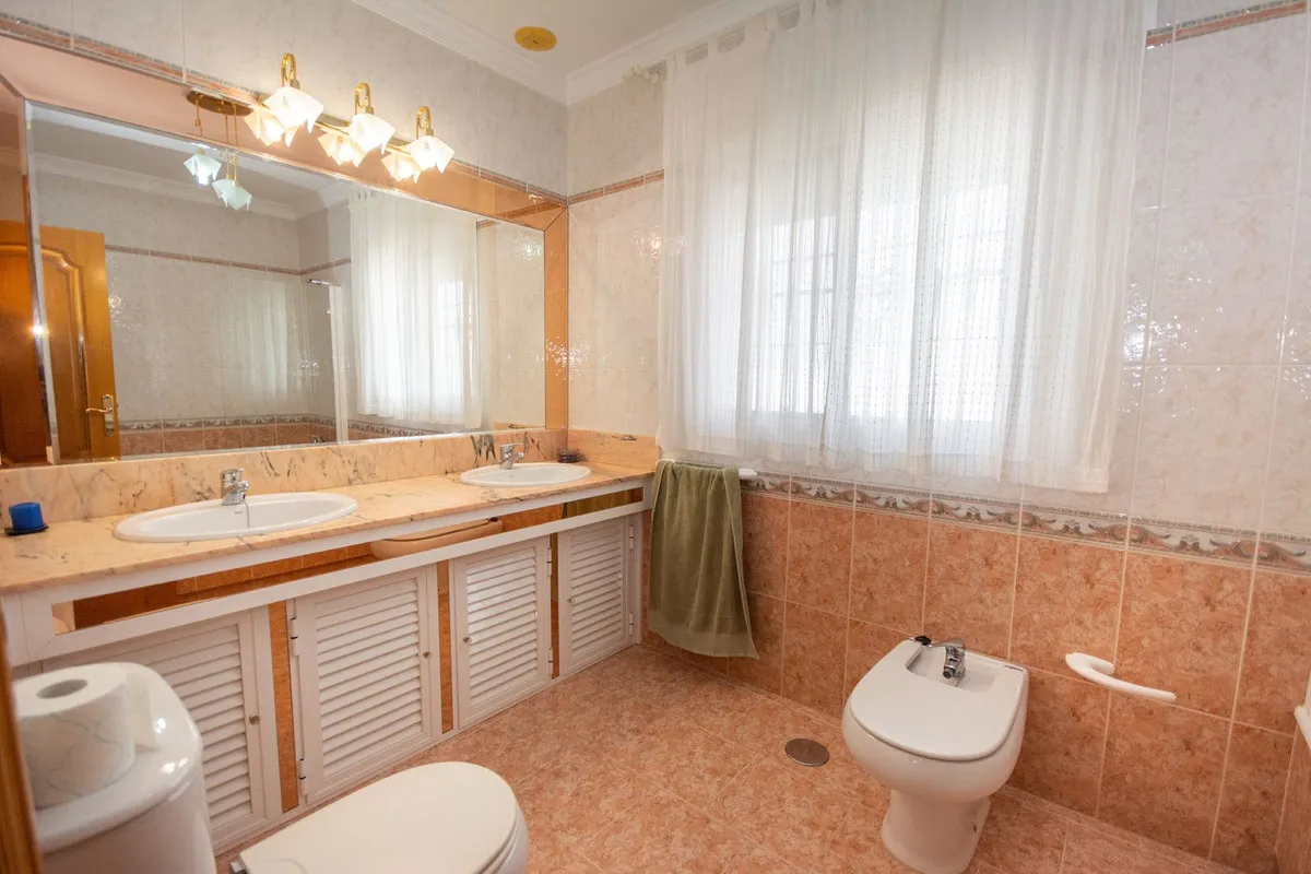 7dfd1271-a1a1-41e6-be7a-4e86bde58793