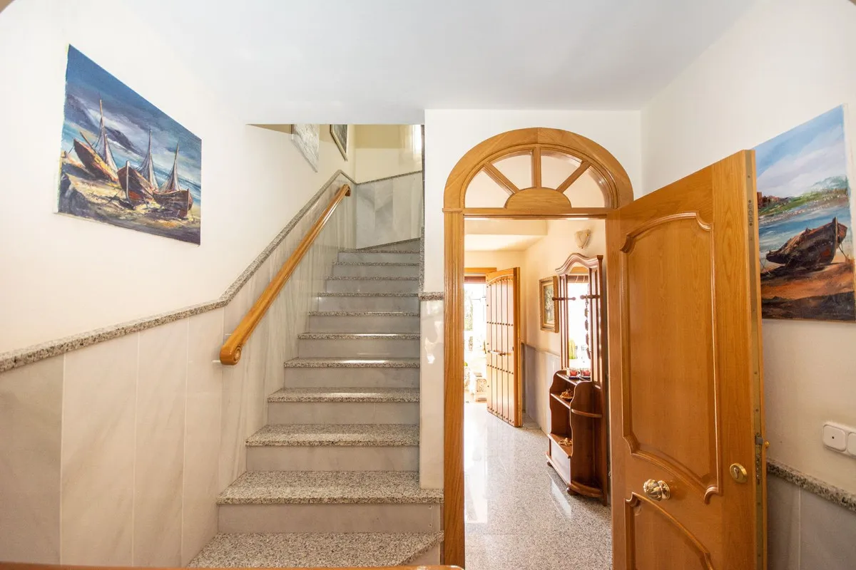 7e77bdab-f7e0-42a6-b715-e87bd8906344