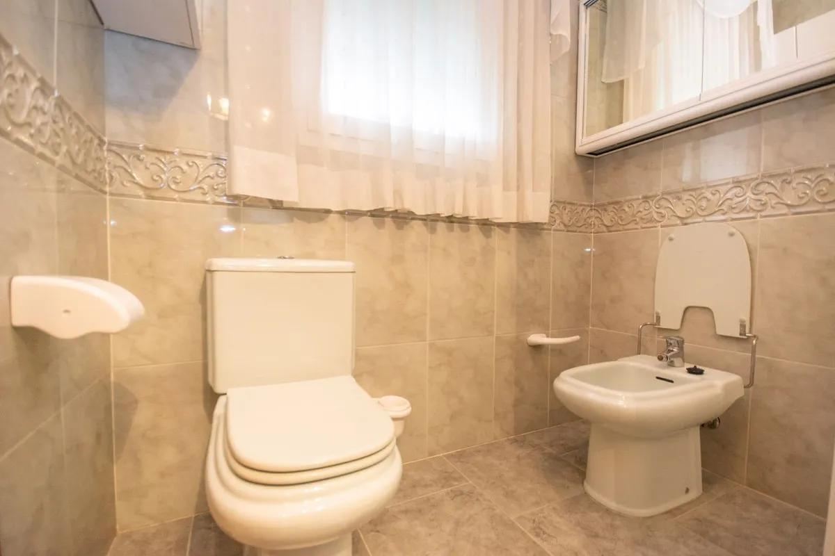 c52ecc80-38c1-4efb-855a-0e3e86fdad83