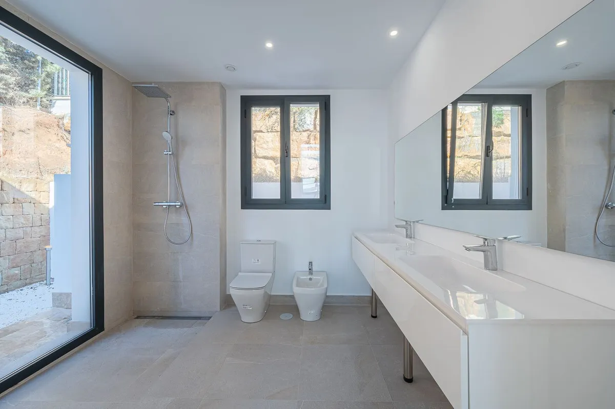 620e438c-725e-40a1-a497-2c09442c5664