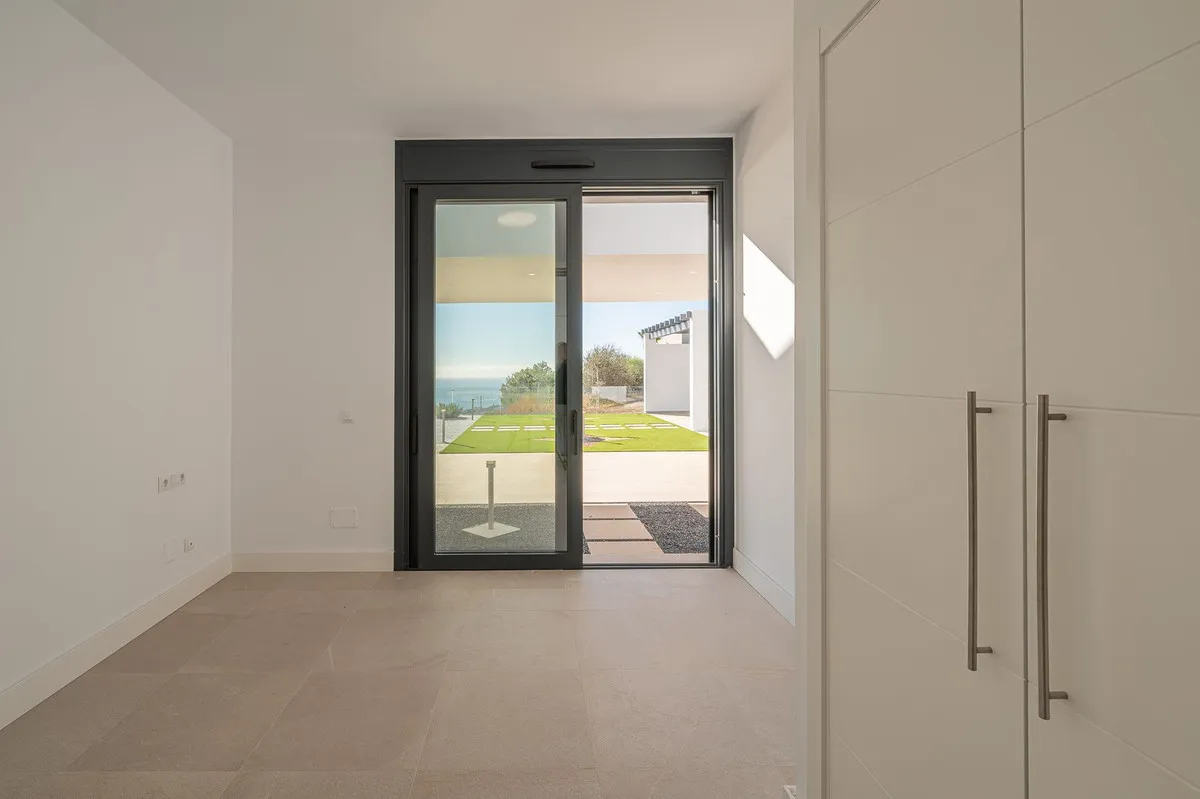 8e4af781-570a-4923-bdcb-3f759832cc36