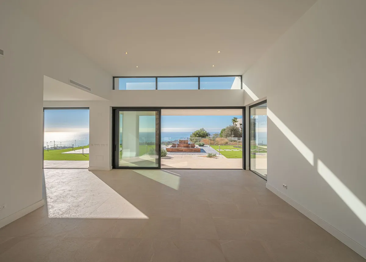 97656a64-2a1a-4ffd-9a9b-0234a04321eb