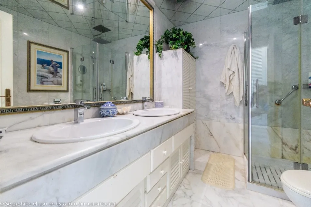 4a4237a6-2d72-4b7a-902c-f441bcf041ba