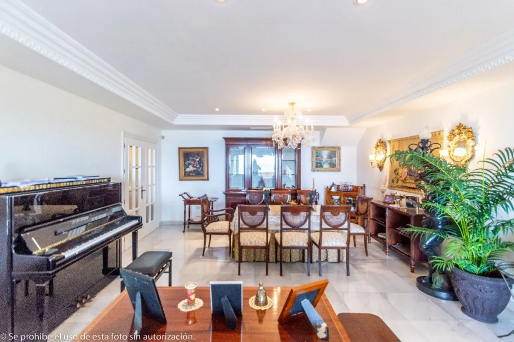 c687ed26-1232-45df-a86d-d3b12b08b70b