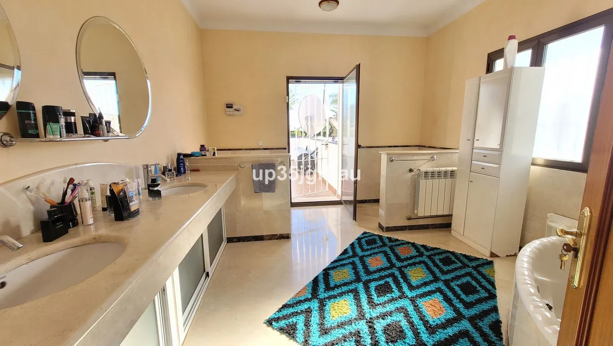 1eb19390-40f8-4b40-a527-95d3905be067