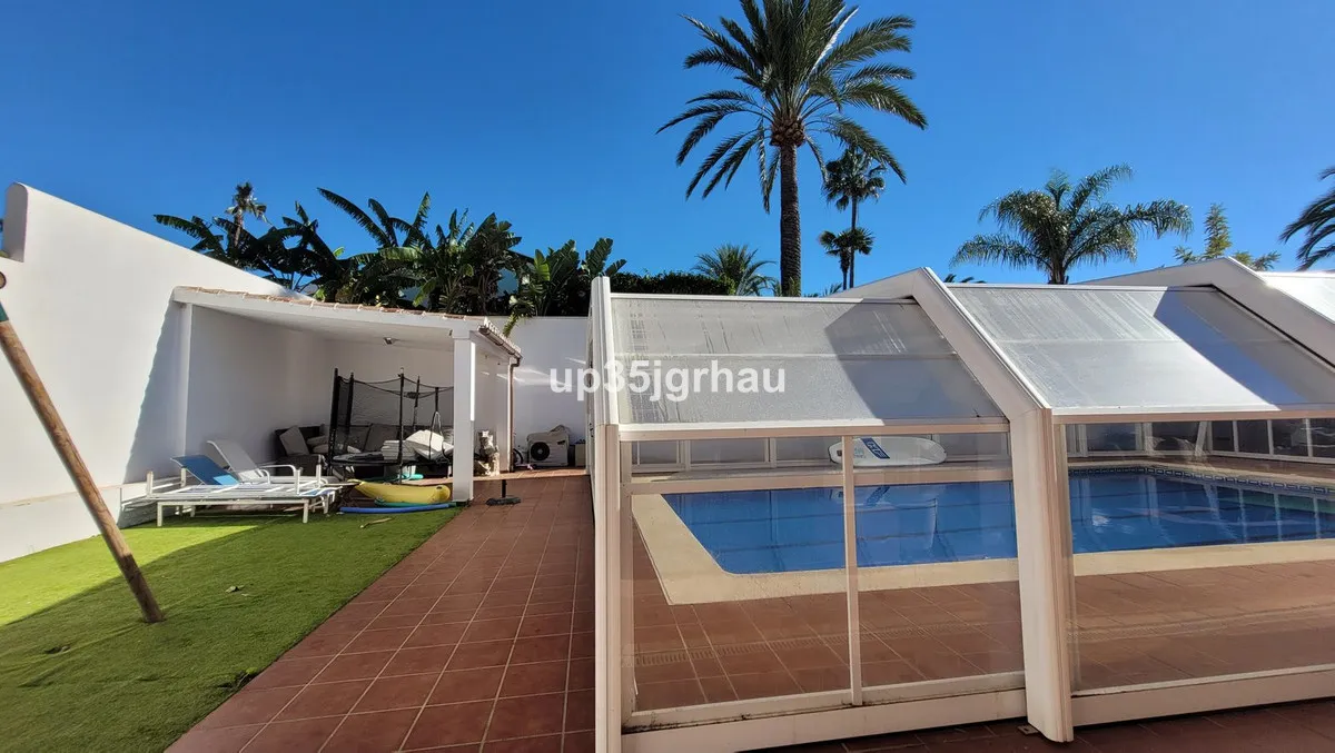 3dfa7f84-6698-46db-9d6c-e8cd778a6330