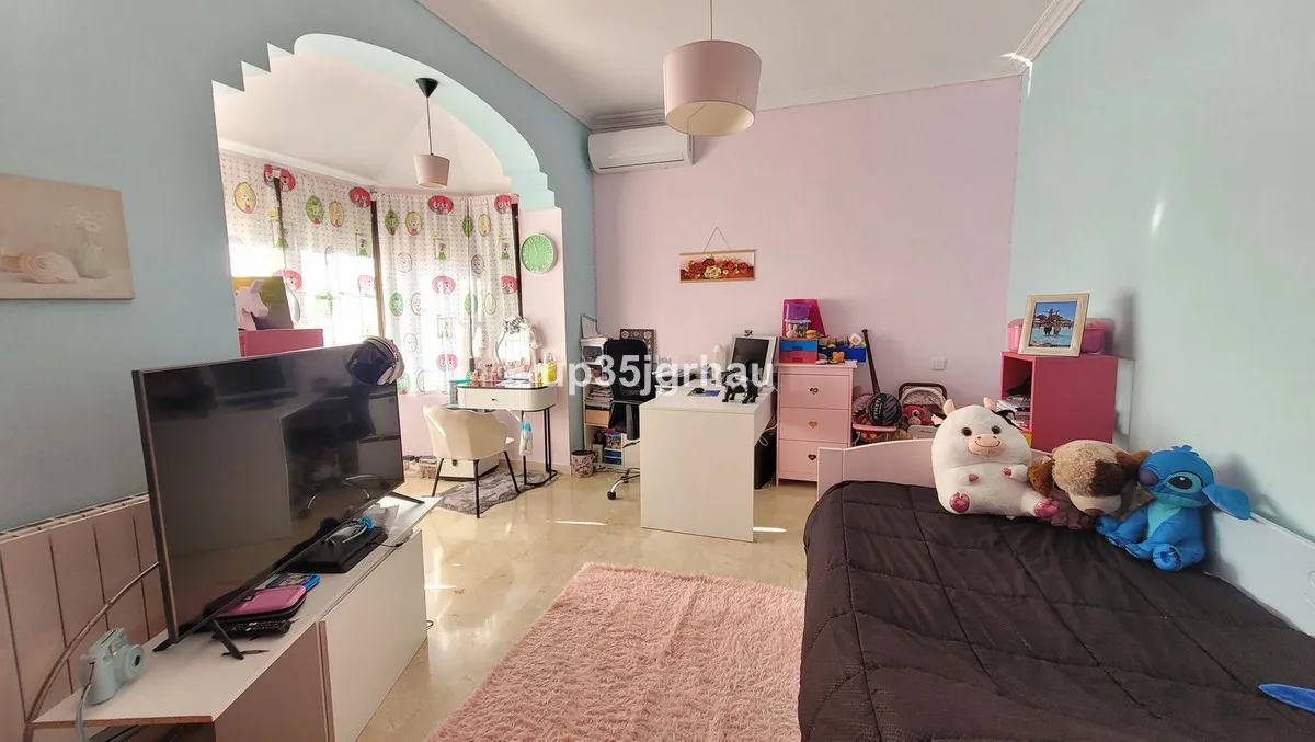 71cdfacf-a7f0-4237-8bad-855b5e2f9cc3